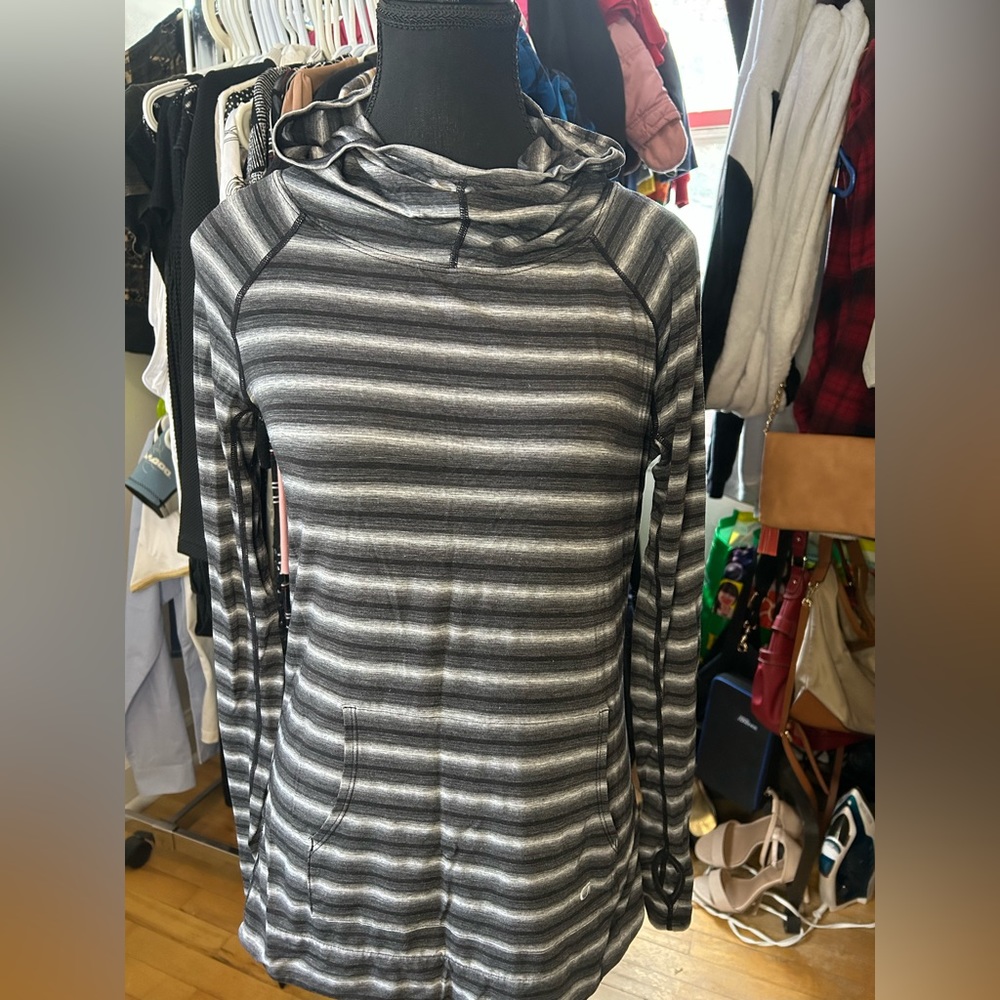 Long Sleeve Hooded Shirt XSmall